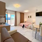 Design And Comfort In Lejlighed Bibione
